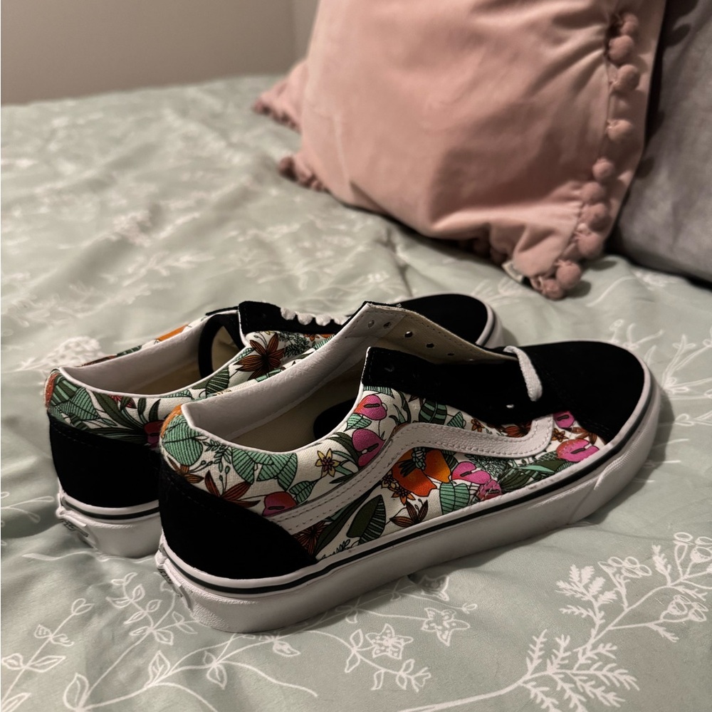 Vans Women's Black and Floral Sneakers